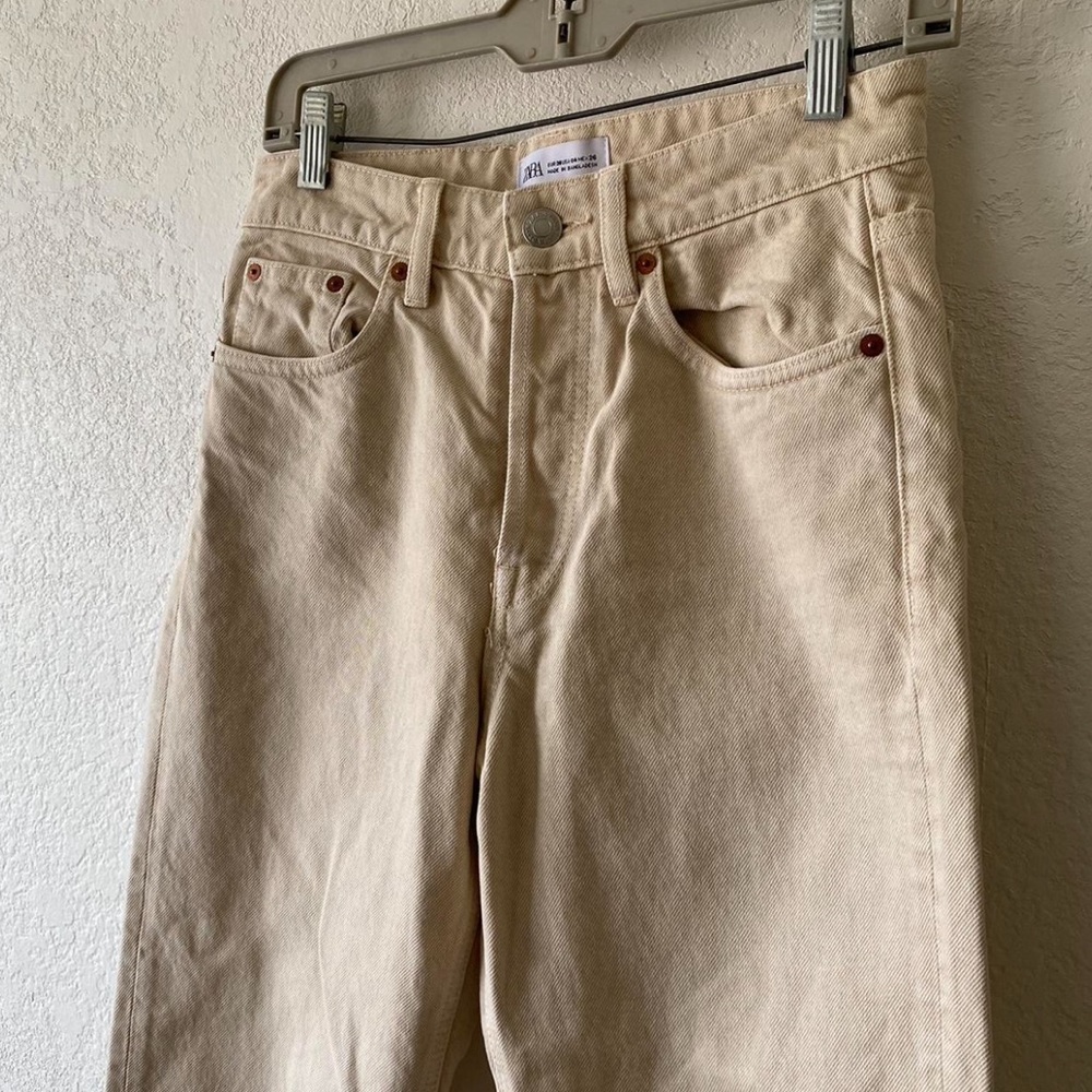 Zara High Waisted Mom Jeans